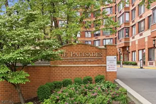 100 Old Palisade Rd, Fort Lee, NJ 07024 - Photo 1