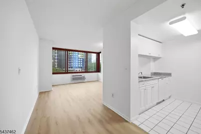 100 Old Palisade Rd #1613, Fort Lee, NJ 07024 - Photo 9