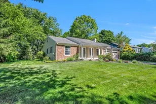 36 Cloverhill Dr, Califon, NJ 07830 - Photo 3