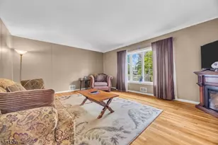 1038 Centre St, Raritan, NJ 08869 - Photo 23
