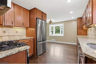 641 Greenbrook Rd, North Plainfield, NJ 07063 - Photo 15