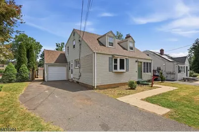 641 Greenbrook Rd, North Plainfield, NJ 07063 - Photo 3