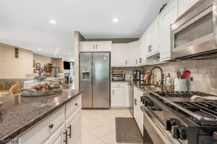 198 Crestview Rd, Bridgewater, NJ 08807 - Photo 17