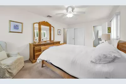 184 Andover Dr, Wayne, NJ 07470 - Photo 15
