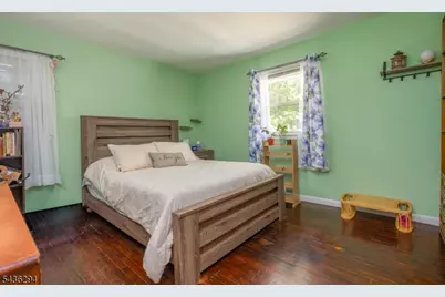 39 Broadway, West Milford, NJ 07480 - Photo 13