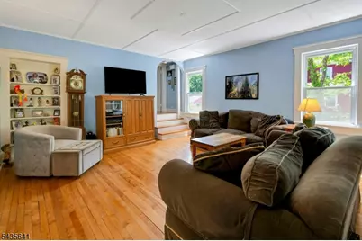 331 Chestnut St, Long Hill Township, NJ 07980 - Photo 5