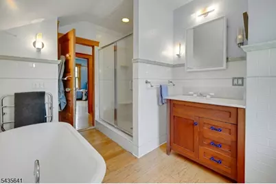 331 Chestnut St, Long Hill Township, NJ 07980 - Photo 27