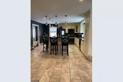 14 Sunrise Dr, Warren Township, NJ 07059 - Photo 7