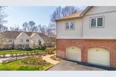 82 Sunrise Dr, Hanover Township, NJ 07981 - Photo 17