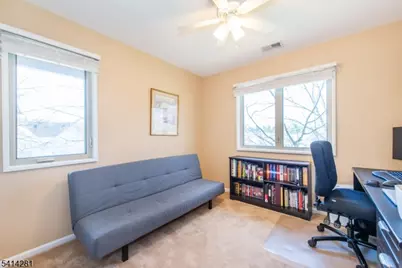 82 Sunrise Dr, Hanover Township, NJ 07981 - Photo 19