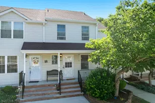 902 Wetherburn Ct, Raritan Township, NJ 08822 - Photo 1