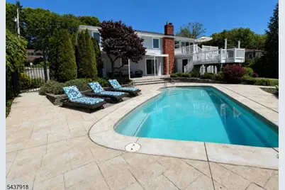 207 High Crest Dr, West Milford, NJ 07480 - Photo 23