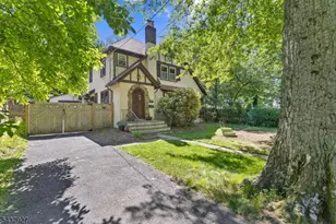 789 Woodland Ave, Plainfield, NJ 07062 - Photo 1