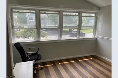 9 Royal Ave, Livingston, NJ 07039 - Photo 7