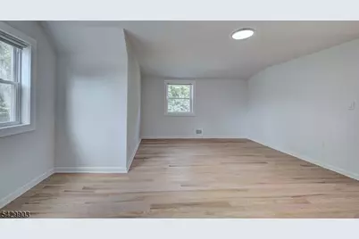9 Park Dr, Livingston, NJ 07039 - Photo 17