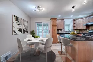 9 Park Dr, Livingston, NJ 07039 - Photo 7