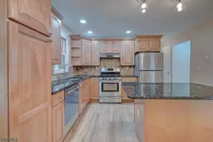 9 Park Dr, Livingston, NJ 07039 - Photo 11