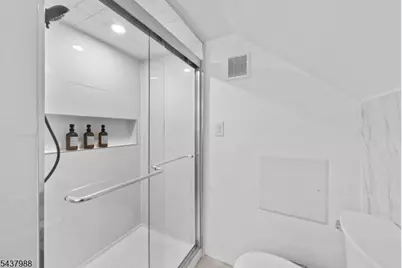 119 Rutgers Pl, Clifton, NJ 07013 - Photo 17