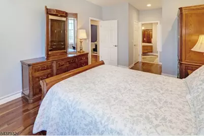 3412 Pointe Gate Dr #412, Livingston Twp., NJ 07039 - Photo 9
