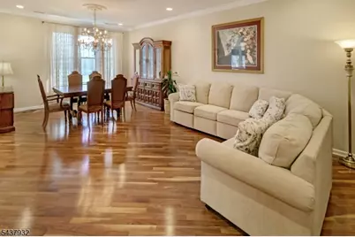 3412 Pointe Gate Dr #412, Livingston Twp., NJ 07039 - Photo 7