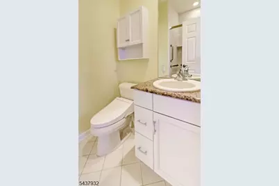 3412 Pointe Gate Dr #412, Livingston Twp., NJ 07039 - Photo 13