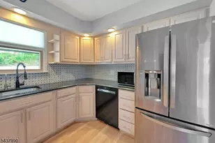 451 Chestnut St, Nutley, NJ 07110 - Photo 11
