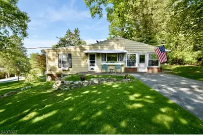 2 Elm Rd, Hardyston Township, NJ 07419 - Photo 1