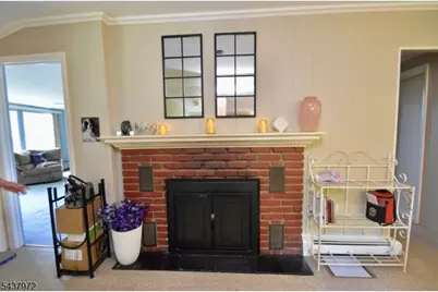 2 Elm Rd, Hardyston Township, NJ 07419 - Photo 5