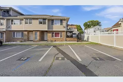 235 Dakota St #5, Paterson, NJ 07503 - Photo 11