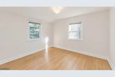 13 Potter Ct, Montclair, NJ 07043 - Photo 11