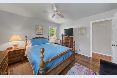 714 5th Street, Carlstadt, NJ 07072 - Photo 21