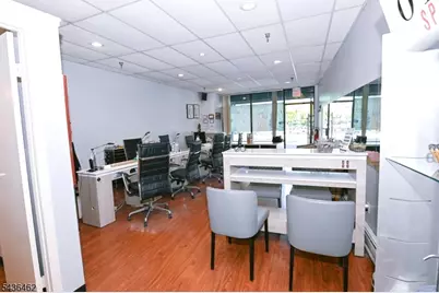 53 Summit Ave, Summit, NJ 07901 - Photo 15