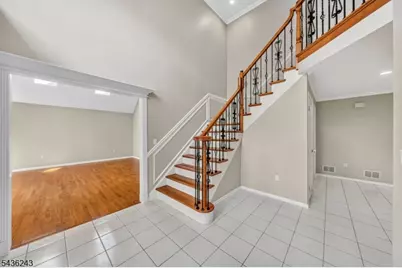 8 Van Duyne Ct, Montville Township, NJ 07082 - Photo 7