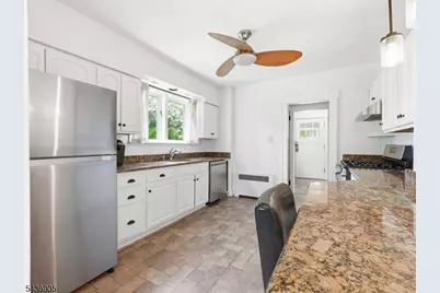122 Glenwood Ave, Bloomfield, NJ 07003 - Photo 27