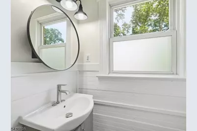 122 Glenwood Ave, Bloomfield, NJ 07003 - Photo 19