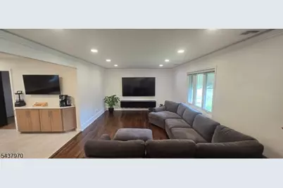 316 Cranford Ave, Linden, NJ 07036 - Photo 7