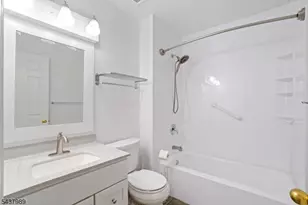 23 Boston Ct, Newark, NJ 07103 - Photo 11