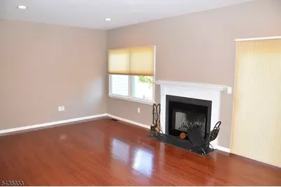 125 Springhill Dr, Parsippany, NJ 07950 - Photo 9
