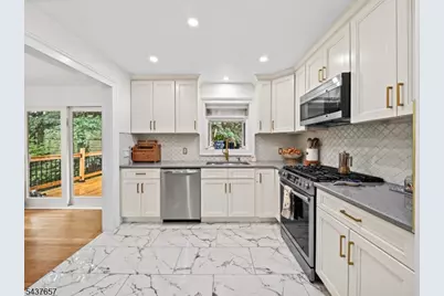 17 Ravine Ct, Clifton, NJ 07013 - Photo 13