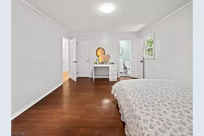 17 Ravine Ct, Clifton, NJ 07013 - Photo 19