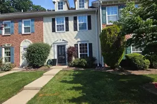 207 Lindsey Ct, Franklin Township, NJ 08823 - Photo 1