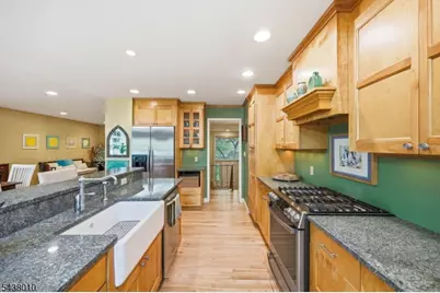 38 W Main St, Mendham Township, NJ 07945 - Photo 13