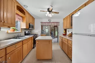 6 Odell Rd, Vernon, NJ 07462 - Photo 17
