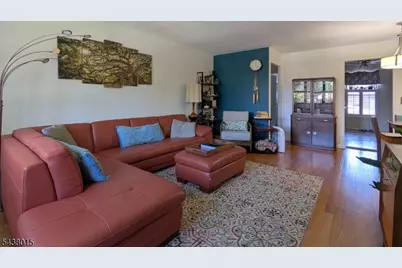 9 West Ct #2B, Westfield, NJ 07090 - Photo 3