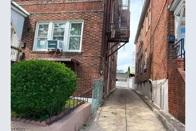 584 Gregory Ave, Clifton, NJ 07011 - Photo 3