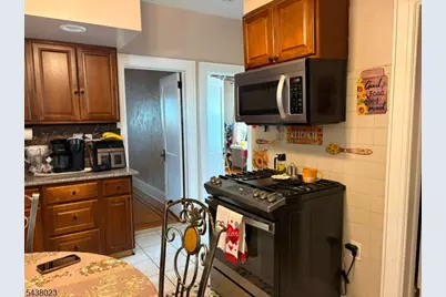 584 Gregory Ave, Clifton, NJ 07011 - Photo 17