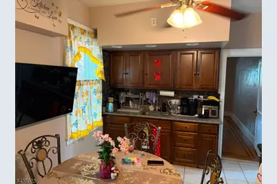 584 Gregory Ave, Clifton, NJ 07011 - Photo 19