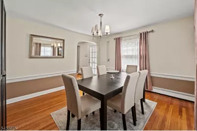 33 Mapes Ave, Nutley, NJ 07110 - Photo 9