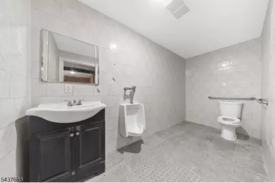 476 Bloy St, Hillside, NJ 07205 - Photo 7
