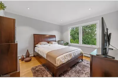 45 Grunwald St, Clifton, NJ 07013 - Photo 15